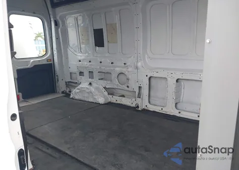 2018 Ford Transit-250 z USA, uszkodzony, nr VIN 1FTYR2XM2JKA67881